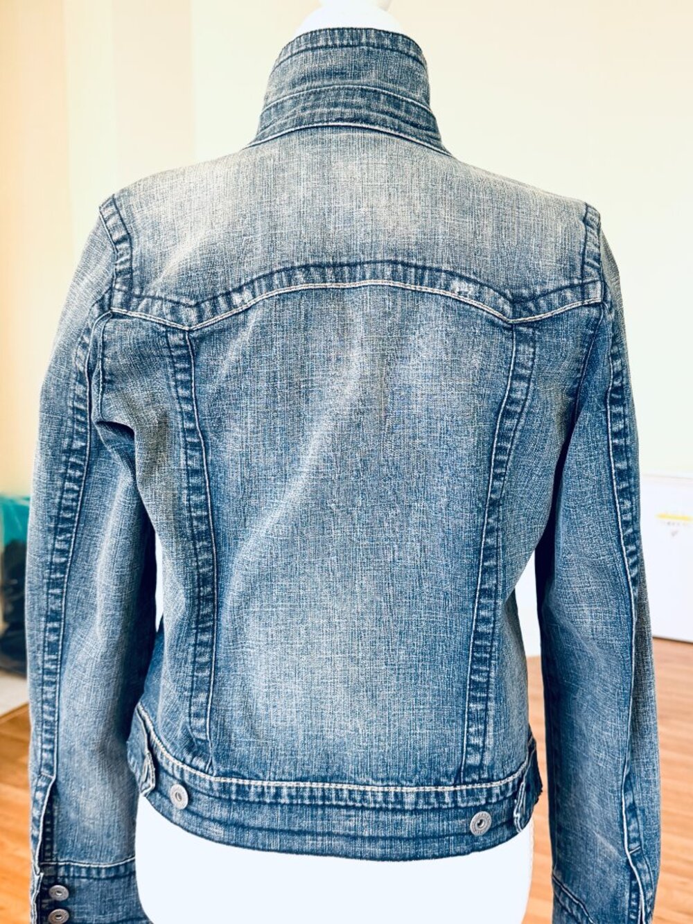 Lightweight, casual yet classic dark-wash denim jacket- on a fun night out! - Picture 3 of 4